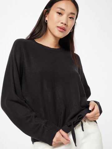 Pull-over 'AMALIA' ONLY en noir