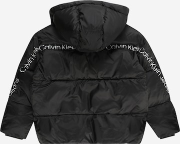 Calvin Klein Jeans - Chaqueta de entretiempo en negro