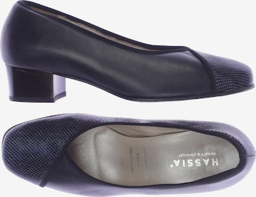 HASSIA Flats & Loafers in 38,5 in Blue: front
