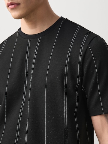 T-Shirt Next en noir