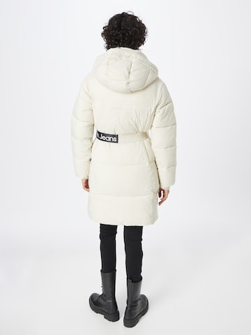 Manteau d’hiver Calvin Klein Jeans en beige