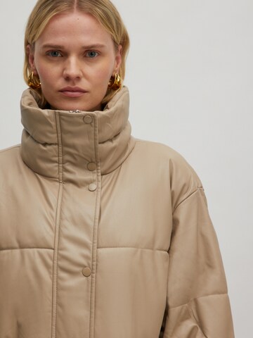 EDITED - Chaqueta de invierno 'Kea' en beige