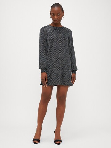 Only Petite Jurk 'ONLCAROL' in Zwart