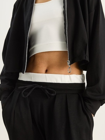 Completo pantalone di Bianco Lucci in nero