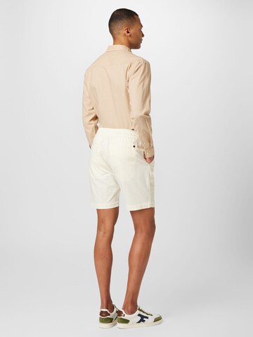 Clean Cut Copenhagen Regular Shorts in Beige