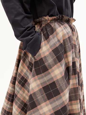Jupe 'PATCHED CHECK' ARMEDANGELS en mélange de couleurs
