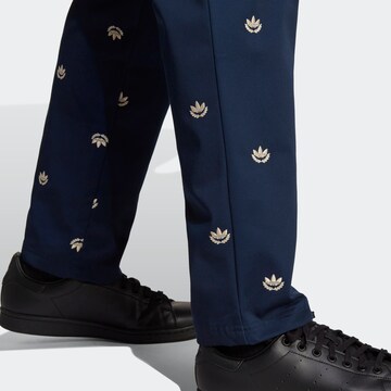 Coupe slim Pantalon ADIDAS ORIGINALS en bleu