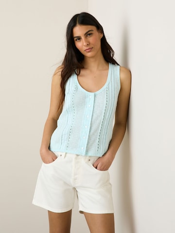 Next Top | modra barva: sprednja stran