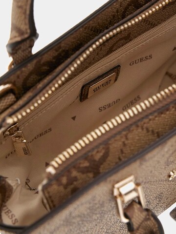 GUESS Handtasche 'Queensland' in Beige