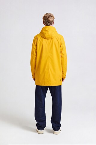 Aquascutum Active Between-Seasons Parka in Yellow