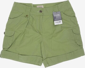 Qiero Shorts in S in Green: front
