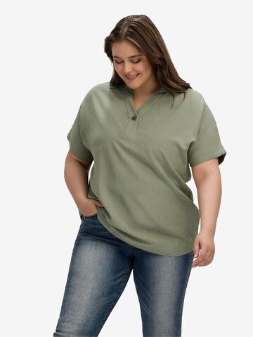 SHEEGO Tunic in Green: front