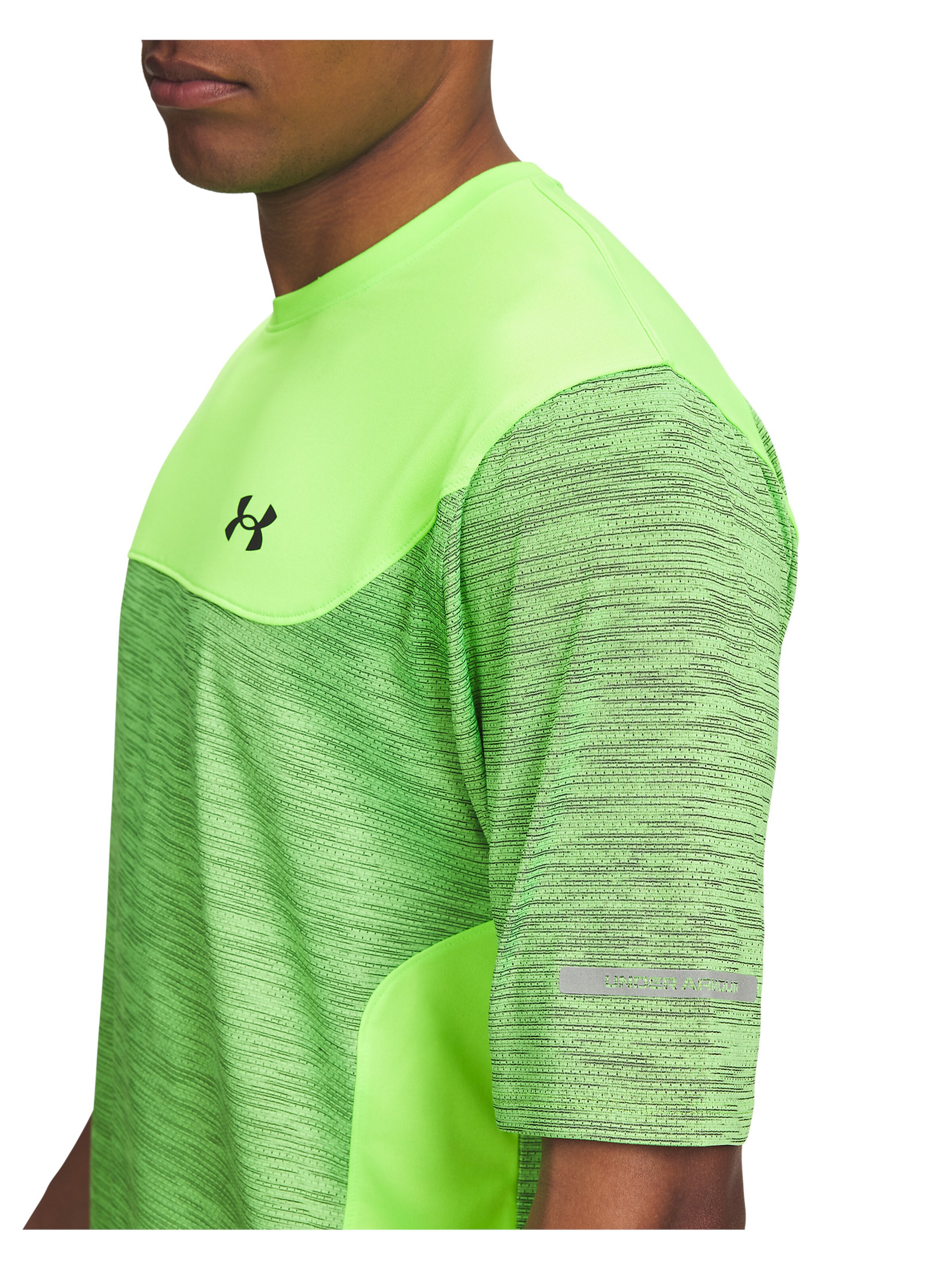 UNDER ARMOUR Performance shirt in Green