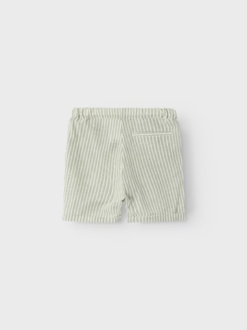 Regular Pantaloni 'Hilom' de la NAME IT pe verde