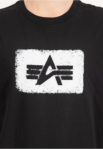 ALPHA INDUSTRIES T-shirt i svart