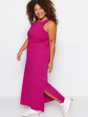 Trendyol Curve - Vestido en rosa