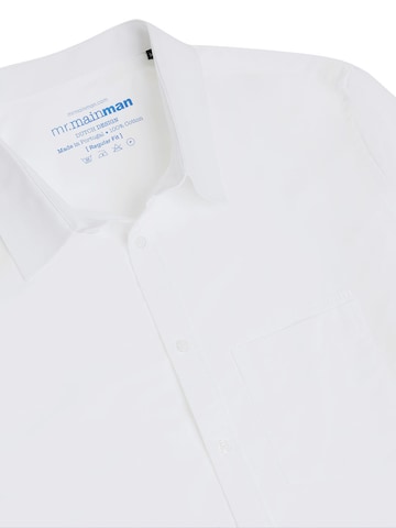Mr Main Man Regular fit Button Up Shirt in White