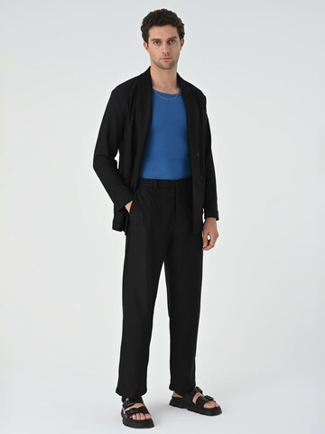 Antioch Slimfit Oblek – černá