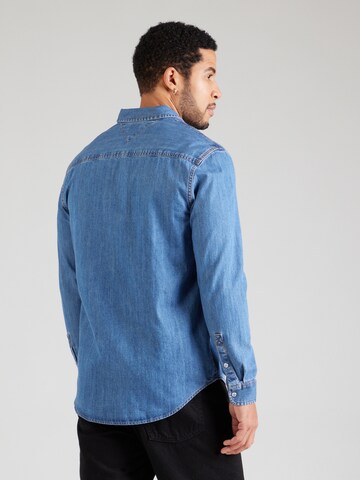 Coupe regular Chemise Tommy Jeans en bleu