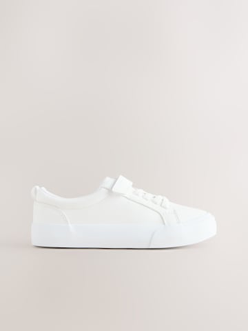 Baskets Next en blanc