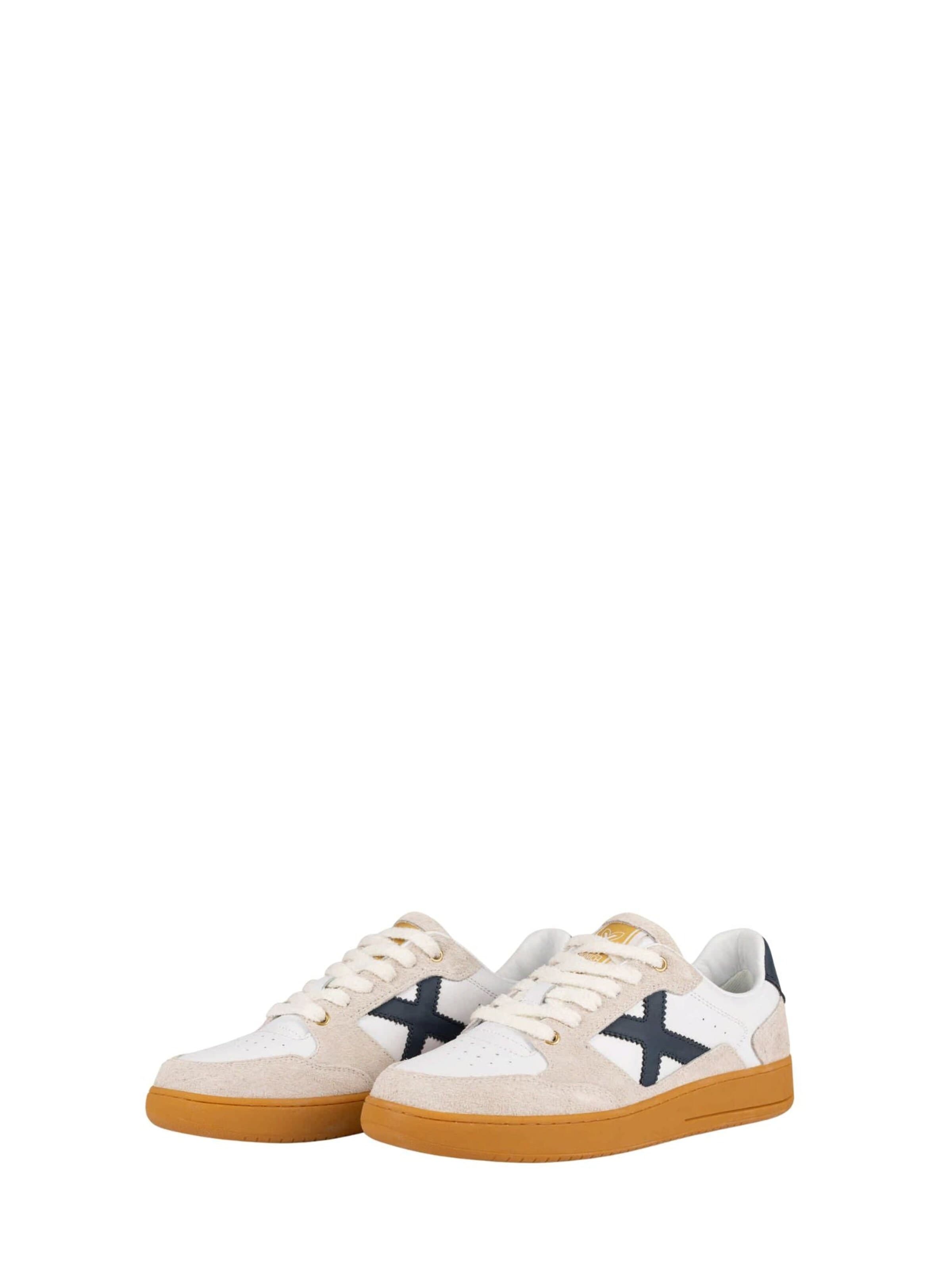 Sneaker bassa 'Legit 124' di MUNICH in bianco