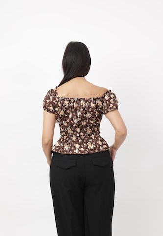 Camicia da donna di Elara in marrone