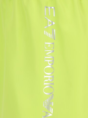 EA7 Emporio Armani Plavecké šortky – zelená