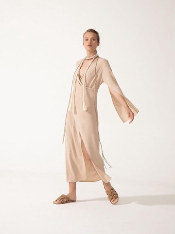 Rivus Dress in Beige