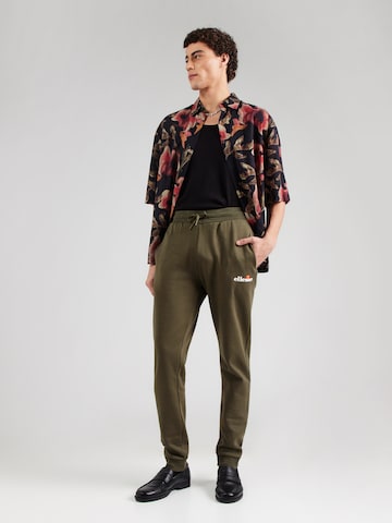 ELLESSE Zúžený strih Nohavice 'Cravo 2' - Zelená