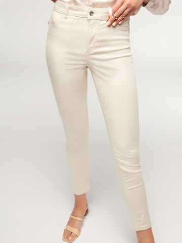 CALZEDONIA Skinny Jeans in Beige