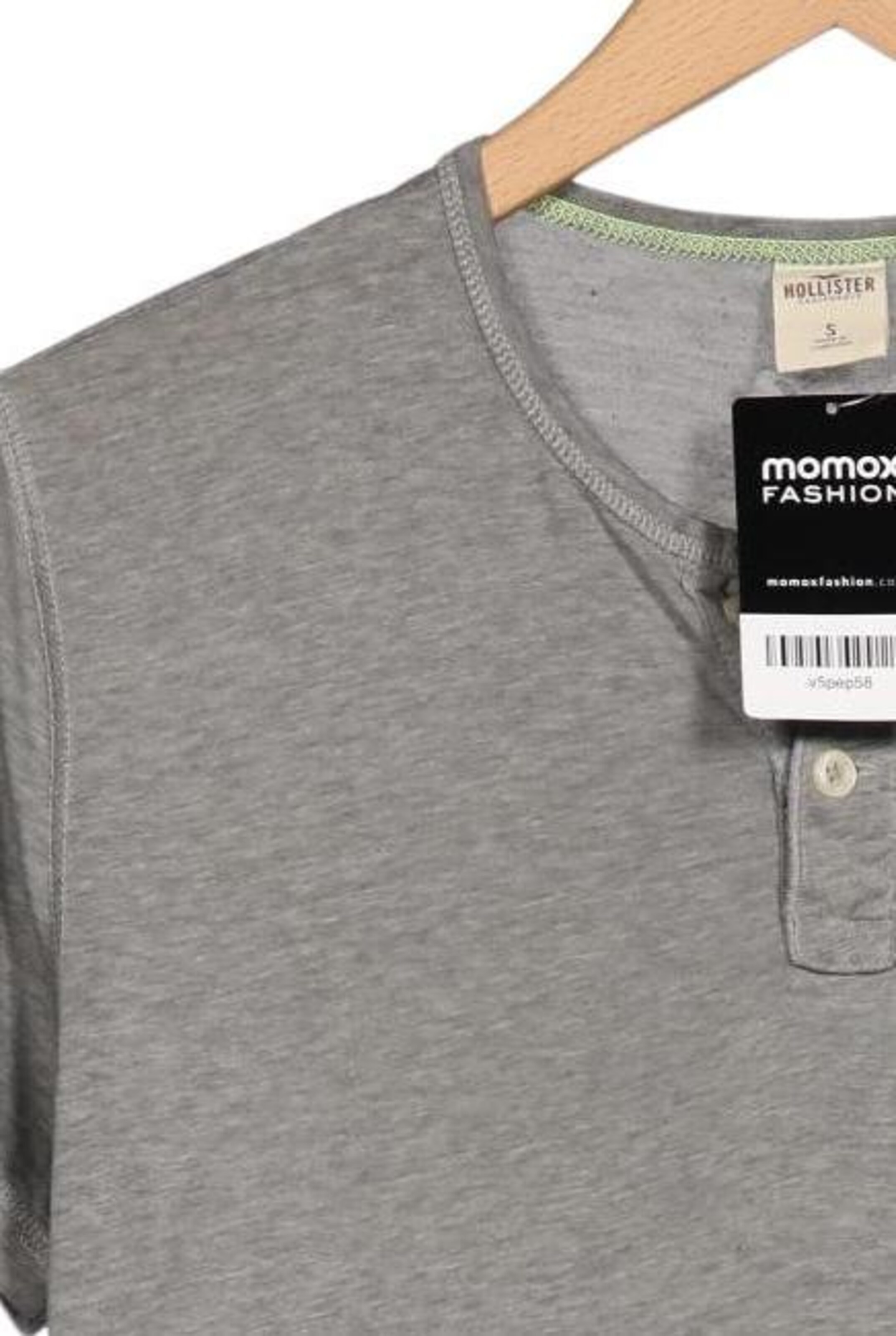 HOLLISTER Shirt in S in Grey