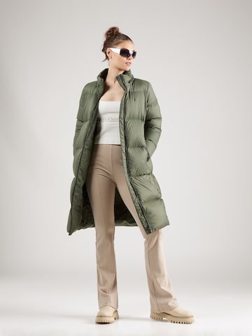 Calvin Klein Jeans - Sobretudo de inverno em verde
