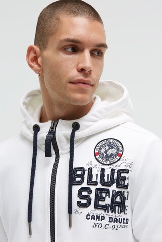 CAMP DAVID Zip-Up Hoodie in White