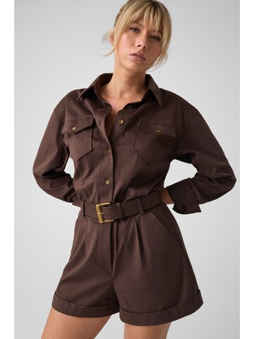 GUESS Jumpsuit in Brown: front