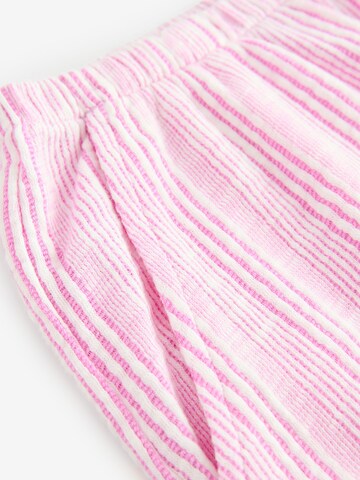Next Loosefit Shorts in Pink