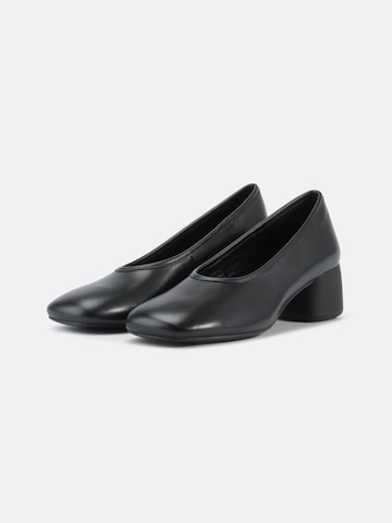 Décolleté 'Livia' di VAGABOND SHOEMAKERS in nero