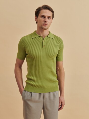 DAN FOX APPAREL Shirt 'Ferdinand' in Green: front