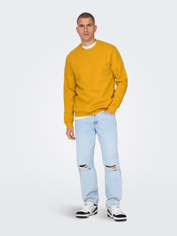 Coupe regular Sweat-shirt 'Ceres' Only & Sons en jaune