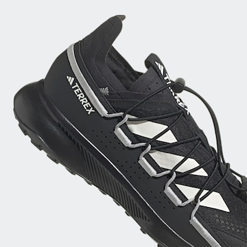 ADIDAS TERREX - Zapatos bajos 'Voyager 21' en negro