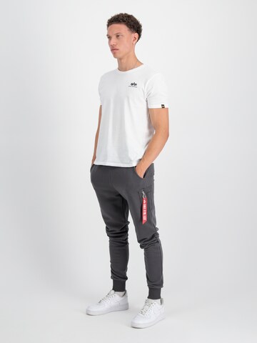 ALPHA INDUSTRIES Alt kitsenev Püksid 'X-Fit', värv hall