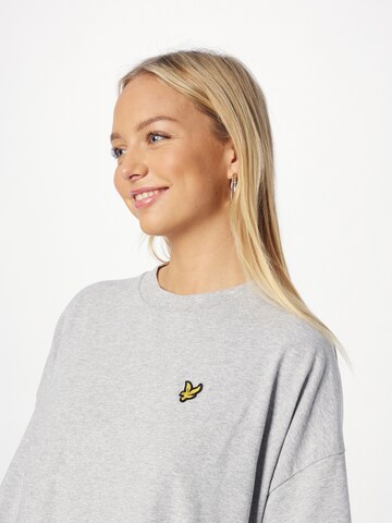 Lyle & Scott Klänning i grå