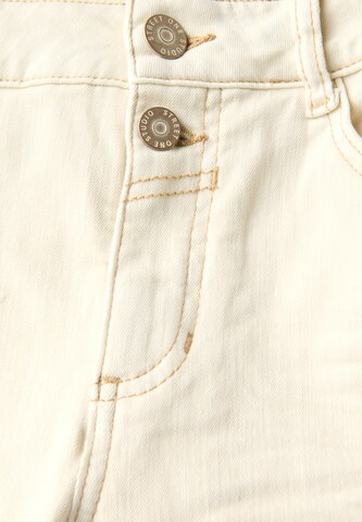 Street One Studio Regular Jeans in Beige