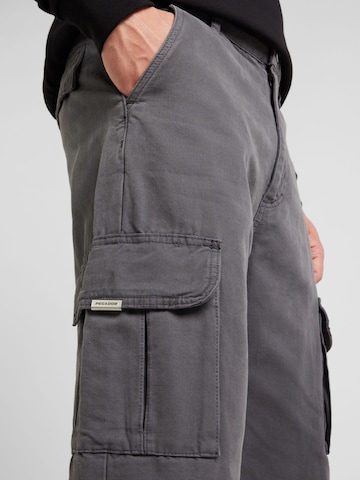Pegador Ohlapna forma Kargo hlače 'NEIVA' | siva barva