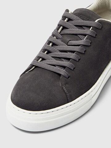 SELECTED HOMME Platform trainers 'SLHDAVID' in Grey