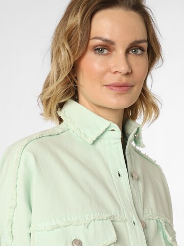 Marie Lund Between-Season Jacket in Green