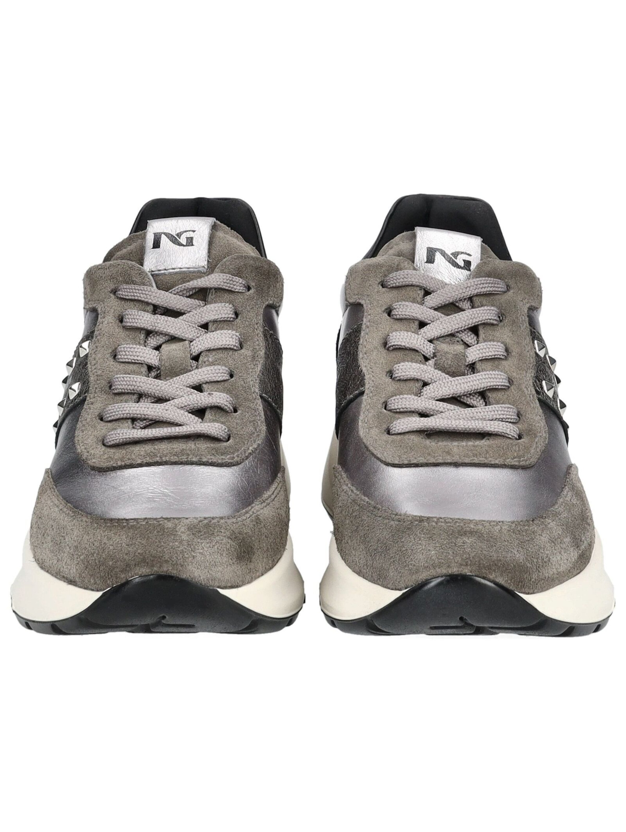 Baskets basses Nero Giardini en gris