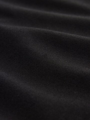 Next T-Shirt 'Motionflex' in Schwarz