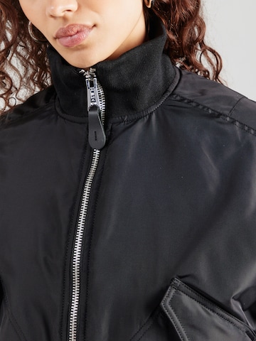 Giacca di mezza stagione di ALPHA INDUSTRIES in nero