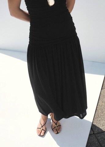 MANGO Kleid 'Corina' in Schwarz