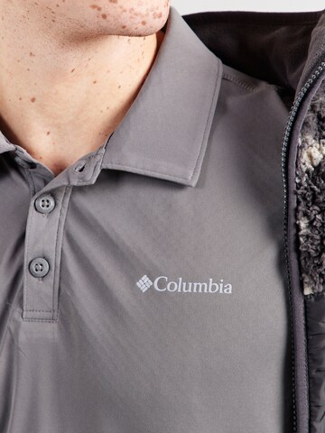 COLUMBIA Funkcionalna majica 'Zero Rules' | siva barva